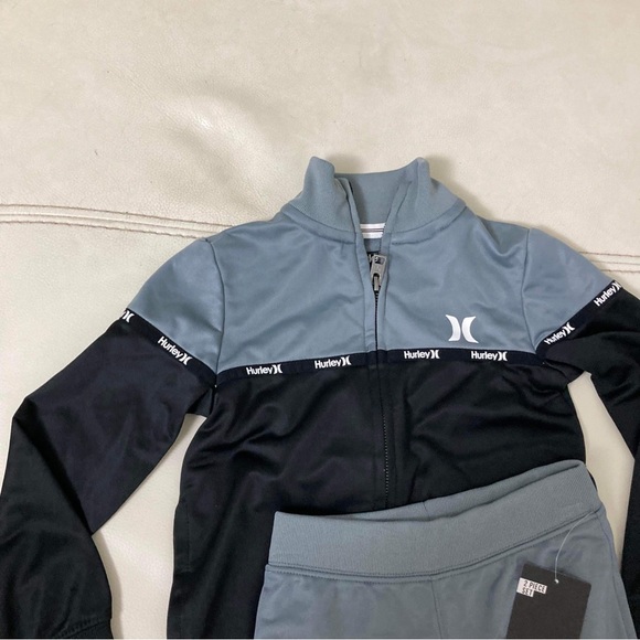 Hurley Set Pants and Top Jacket - Picture 2 of 6